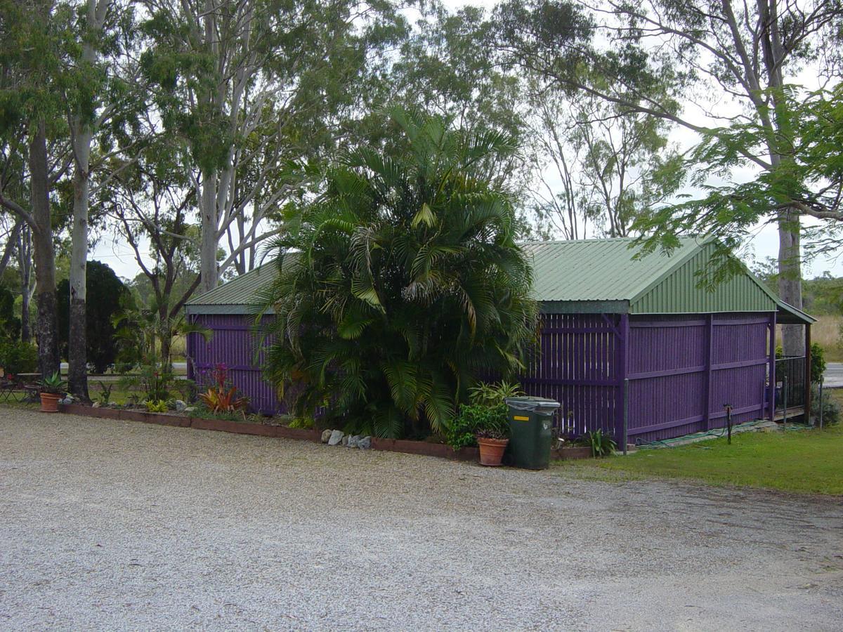 Greenacres Motel / Van Park Benaraby Buitenkant foto